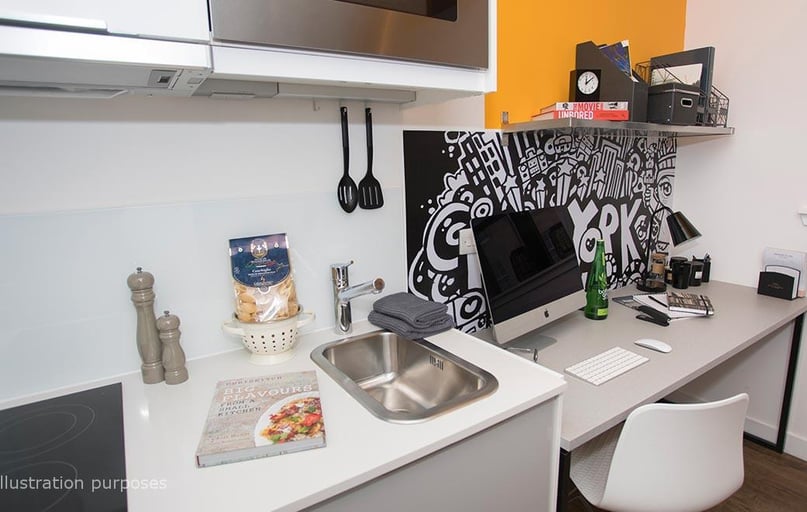 Clyde Street, Merchant City, Glasgow - Image 1